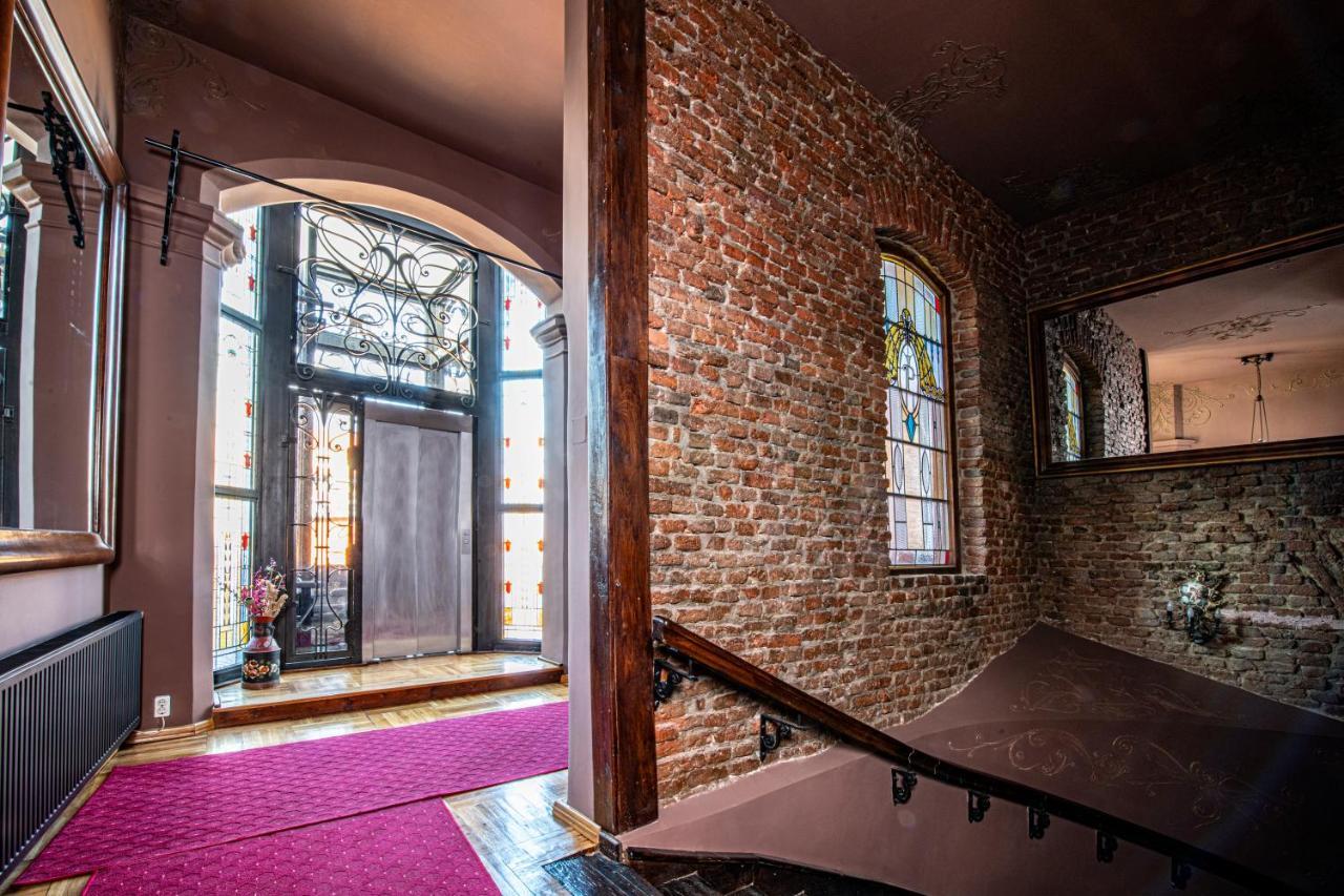 Hotel Poesis Satu Mare Eksteriør bilde