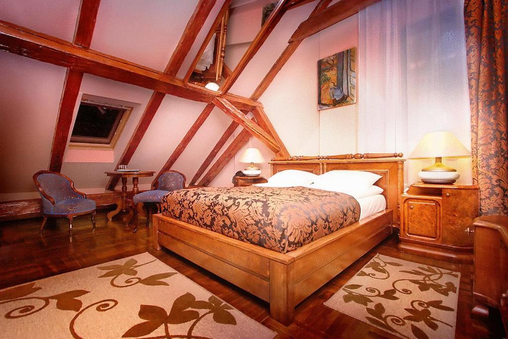 Hotel Poesis Satu Mare Eksteriør bilde